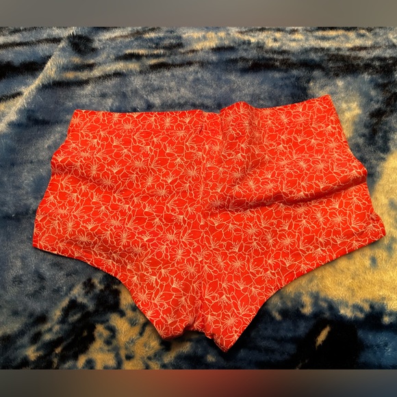 St Eve L Panty - Picture 2 of 3